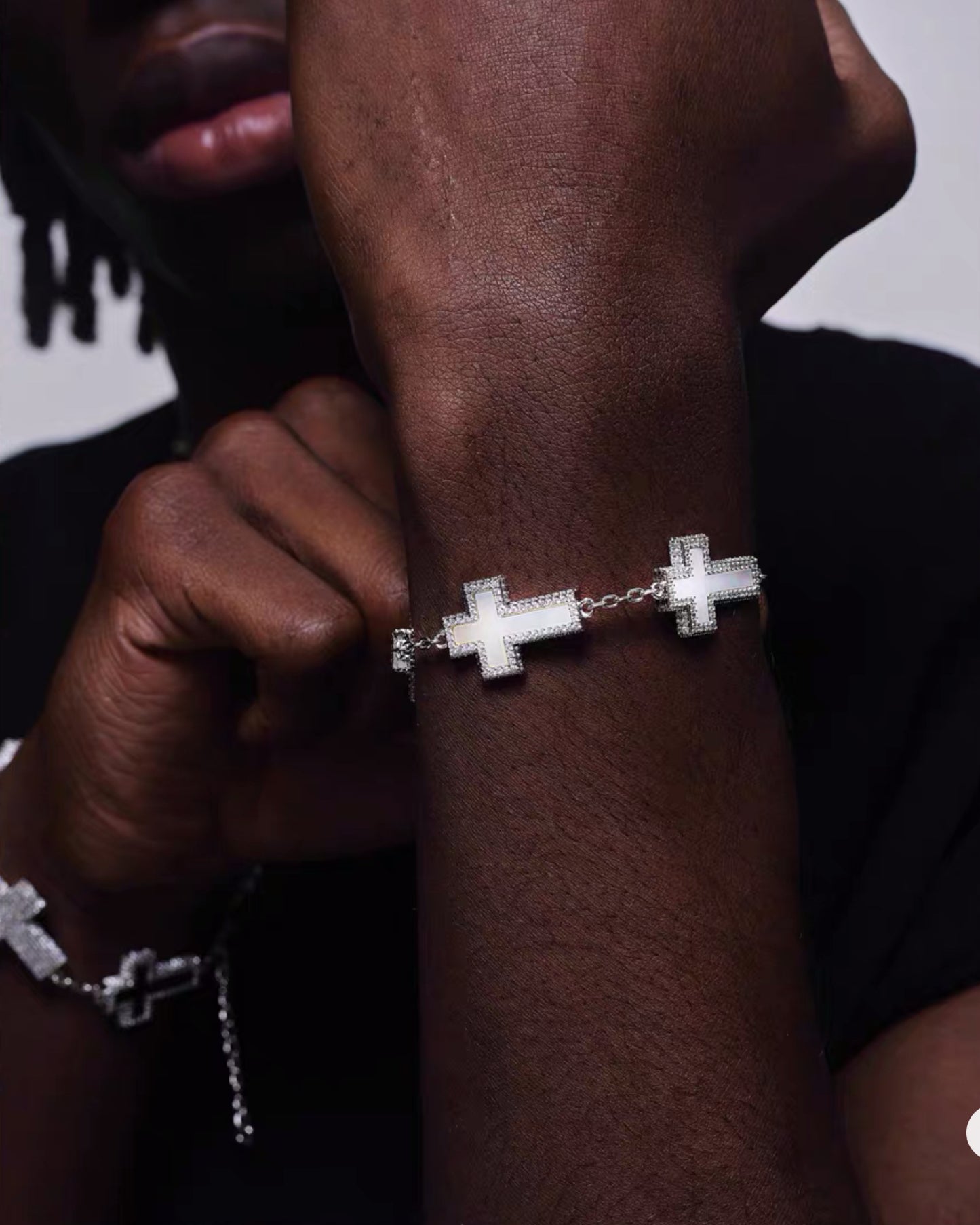 DIAMOND WHITE CROSS BRACELET