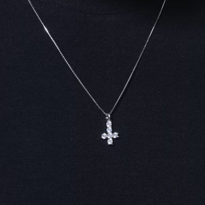 18K WHITE GOLD MICRO ST PETER'S CROSS